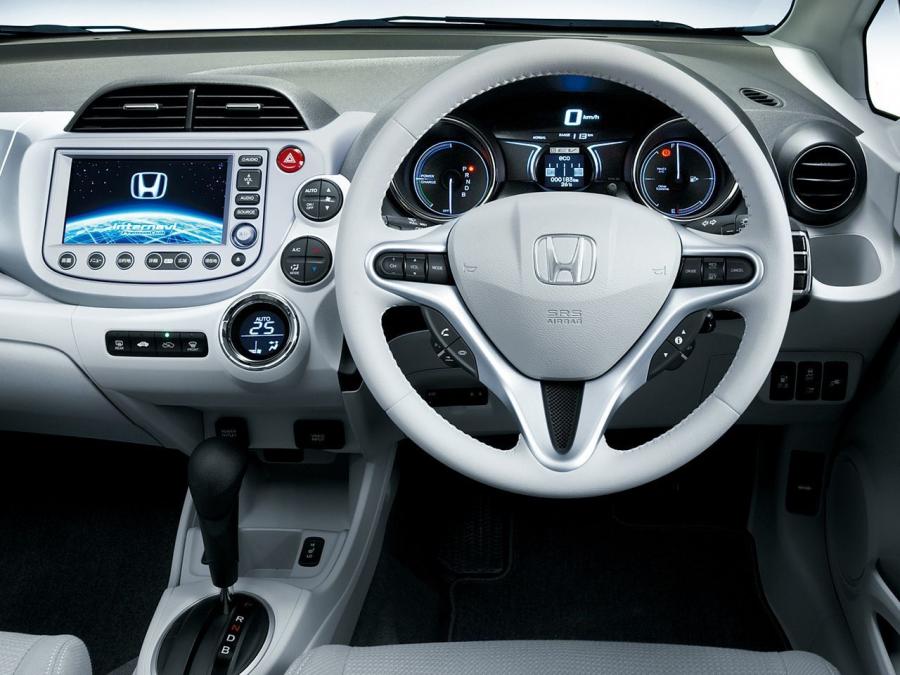  Honda Fit EV 2012 года  (JP) (фото 4 из 10)